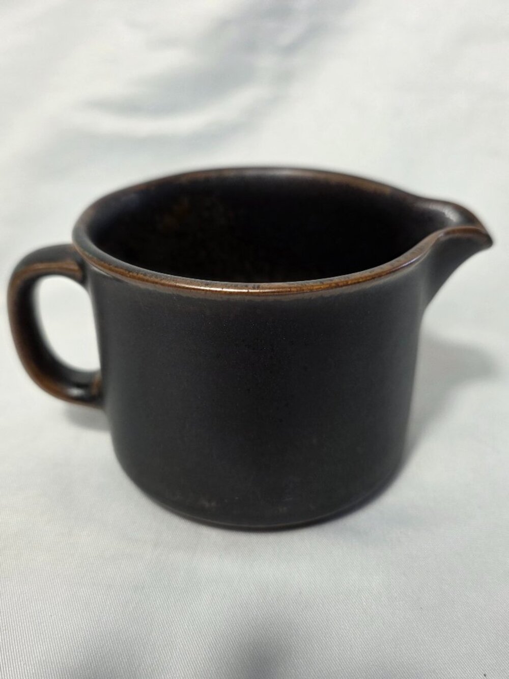 Arabia of Finland Rushka Creamer Light & Dark Brown Spotted NEW